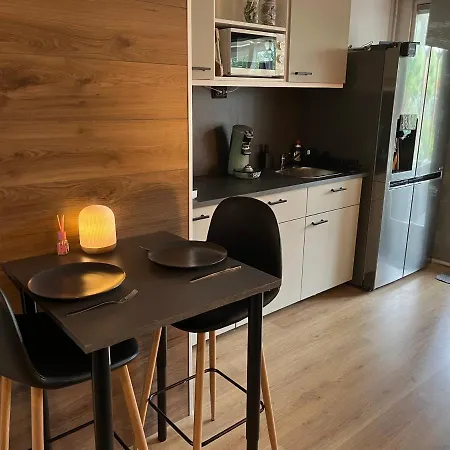 De Stern Apartahotel *